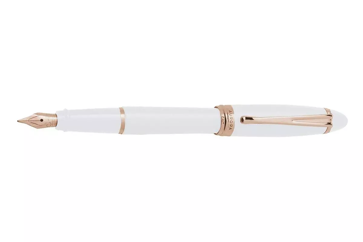 Aurora Ipsilon Winter White Fountain Pen