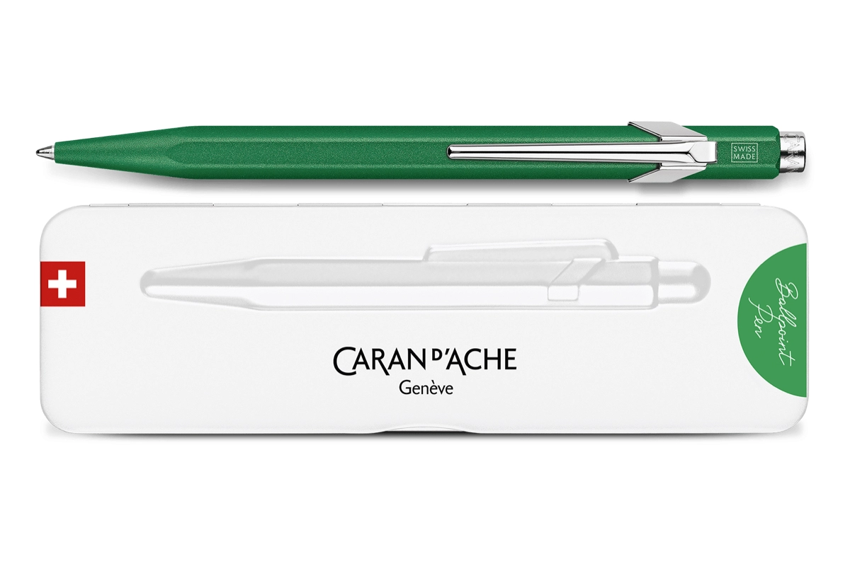 Een Caran d'Ache 849™ COLORMAT-X Groen Set koop je bij Pengraveren.nl