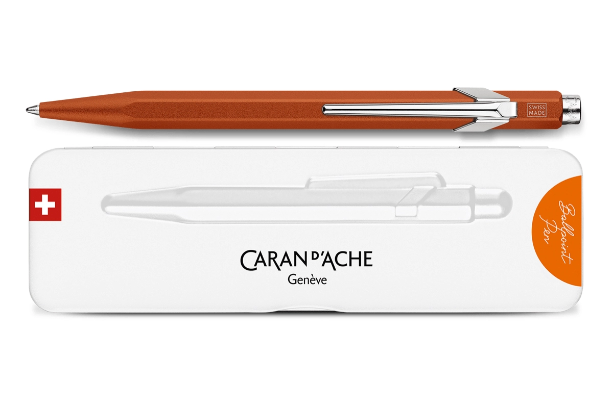 Een Caran d'Ache 849™ COLORMAT-X Oranje Set koop je bij Pengraveren.nl